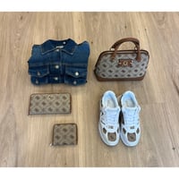 Image 8 of BOLSO DE MANO NEDA CON LOGOTIPO GUESS