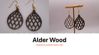 Image 2 of Open Lattice Pattern Earring