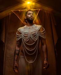 Image 5 of Elara Pearl Necklace