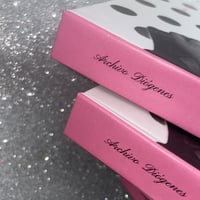 Image 3 of ARCHIVO DIÓGENES · Diana Dot (PRE-ORDER)