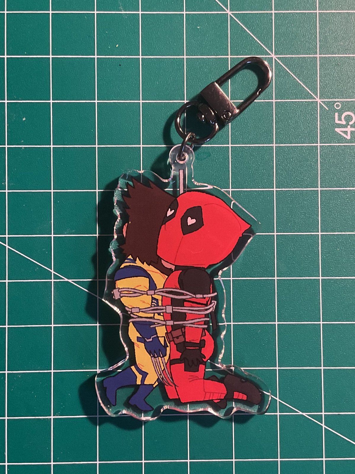 Deadclaws 3” Epoxy Acrylic Keychain | daekiyu