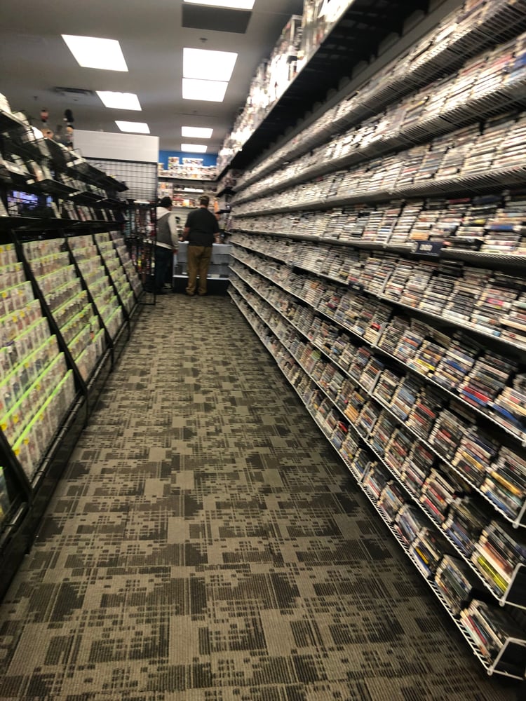 Image of DISCOGS 2000+ Items Available!