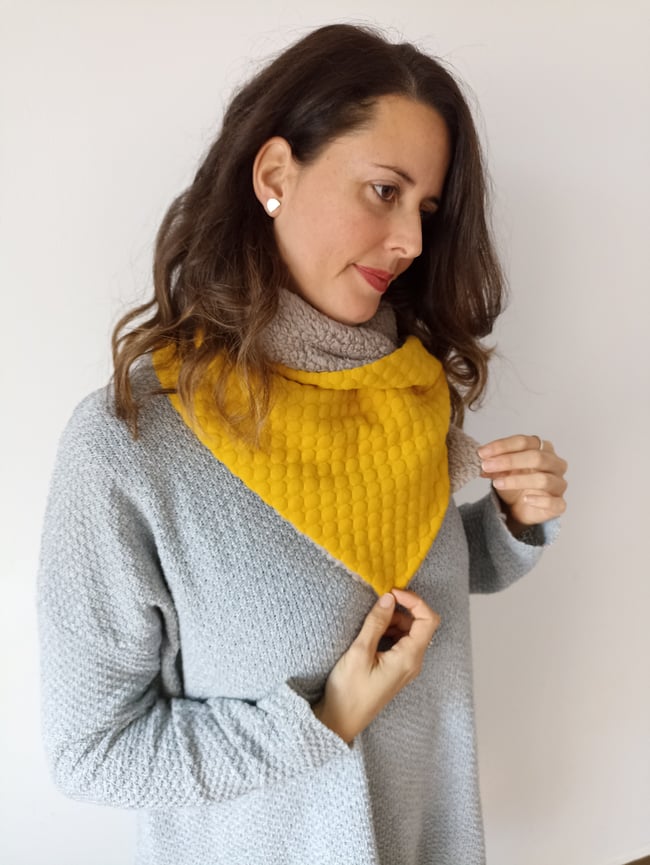 Cuello botón Bubbles Amarillo