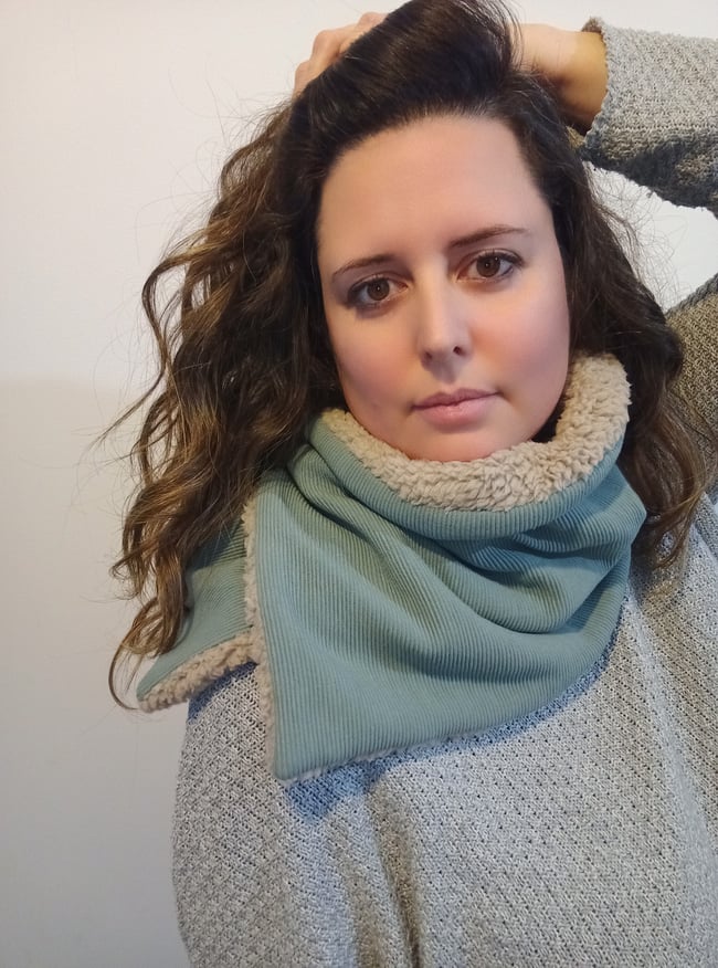 Cuello de botón Stripes