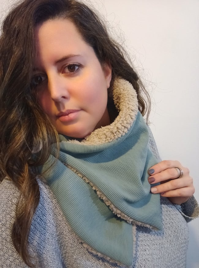 Cuello de botón Stripes