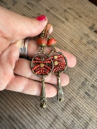 Image 10 of Yansã earrings. n285