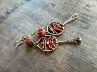 Image 11 of Yansã earrings. n285