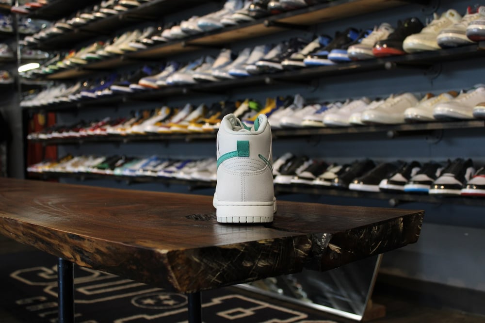 DUNK HIGH RETRO "FIRST USE/SAIL"