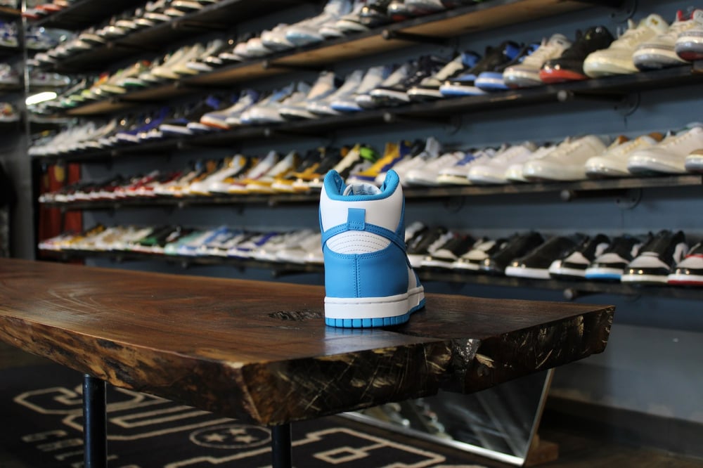 DUNK HIGH RETRO "LASER BLUE"