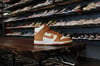 DUNK HIGH RETRO "MONARCH"