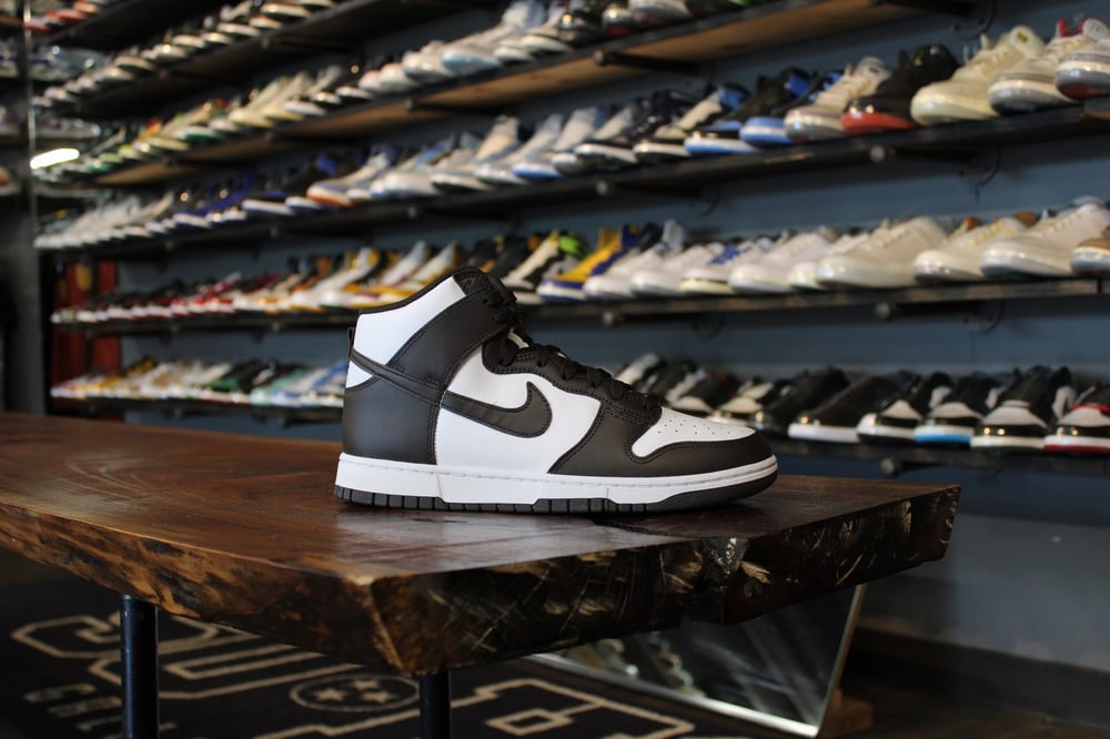 DUNK HIGH RETRO "VELVET BROWN"