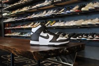 Image 1 of DUNK HIGH RETRO "VELVET BROWN"
