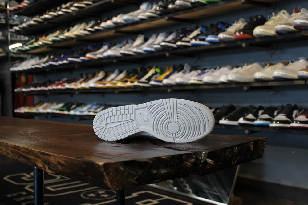 DUNK HIGH RETRO "PURE PLATINUM"