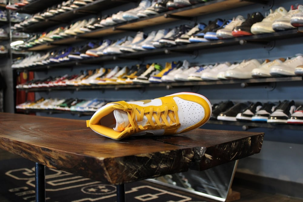 DUNK HIGH RETRO "UNIVERSITY GOLD" WMNS