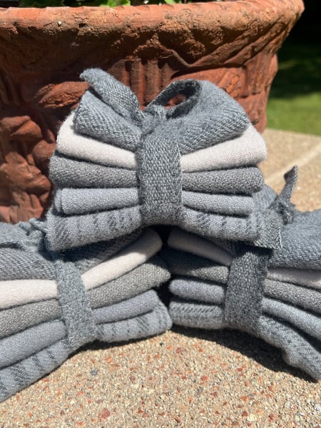 Image of  "OH SCRAP" Gray Day 5 Piece Wool Bundles 
