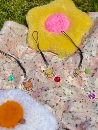 Pika Evolution Line Phone Charms