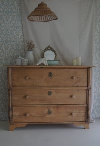 Image 1 of Commode - Style anglais 