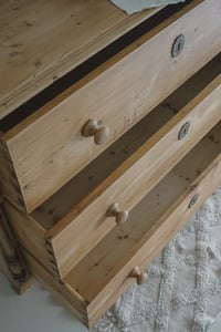 Image 3 of Commode - Style anglais 