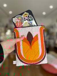 Image 1 of Kindle/E-reader Protective Sleeve *Retro