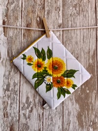 Image 2 of Kindle/E-reader Protective Sleeve *Sunflower