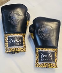 Image 3 of Pro Sé Cheetah Print Sparring Sets