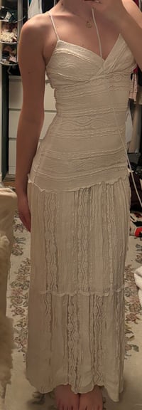 Image 11 of le chateau tiered maxi