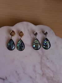 Image 3 of Abalone Teardrop Slices (Silver)