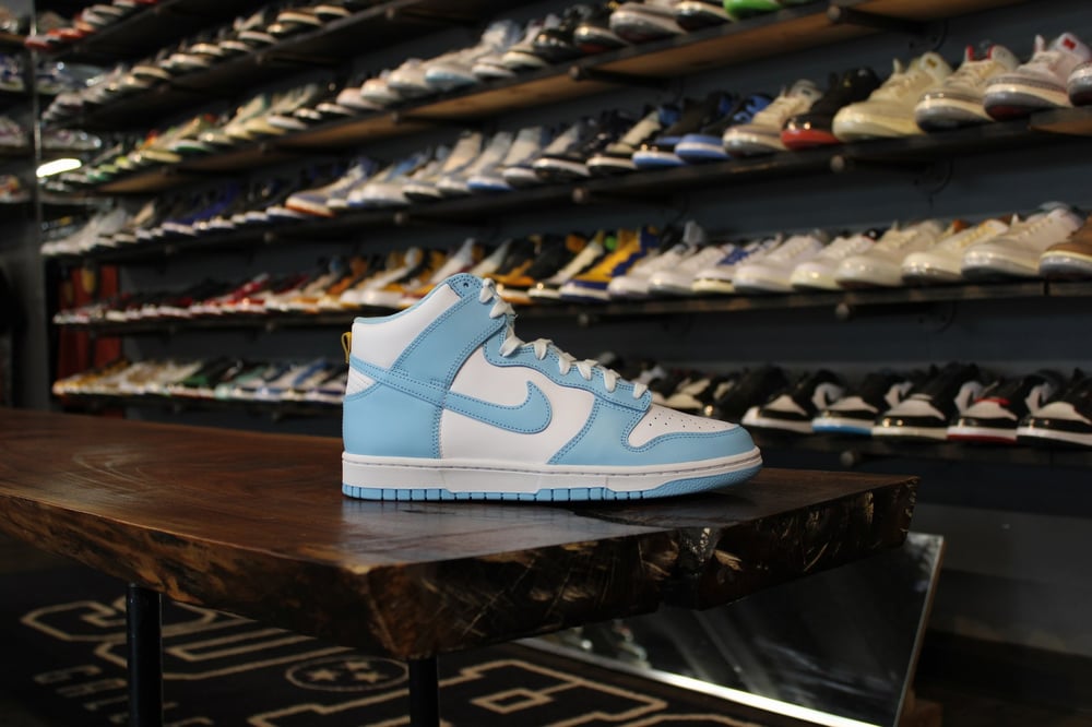 DUNK HIGH RETRO "BLUE CHILL"
