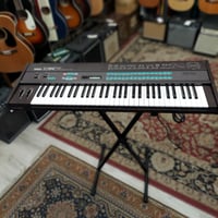 Image 2 of Vintage 80s Yamaha DX7 FM Digital Synthesizer