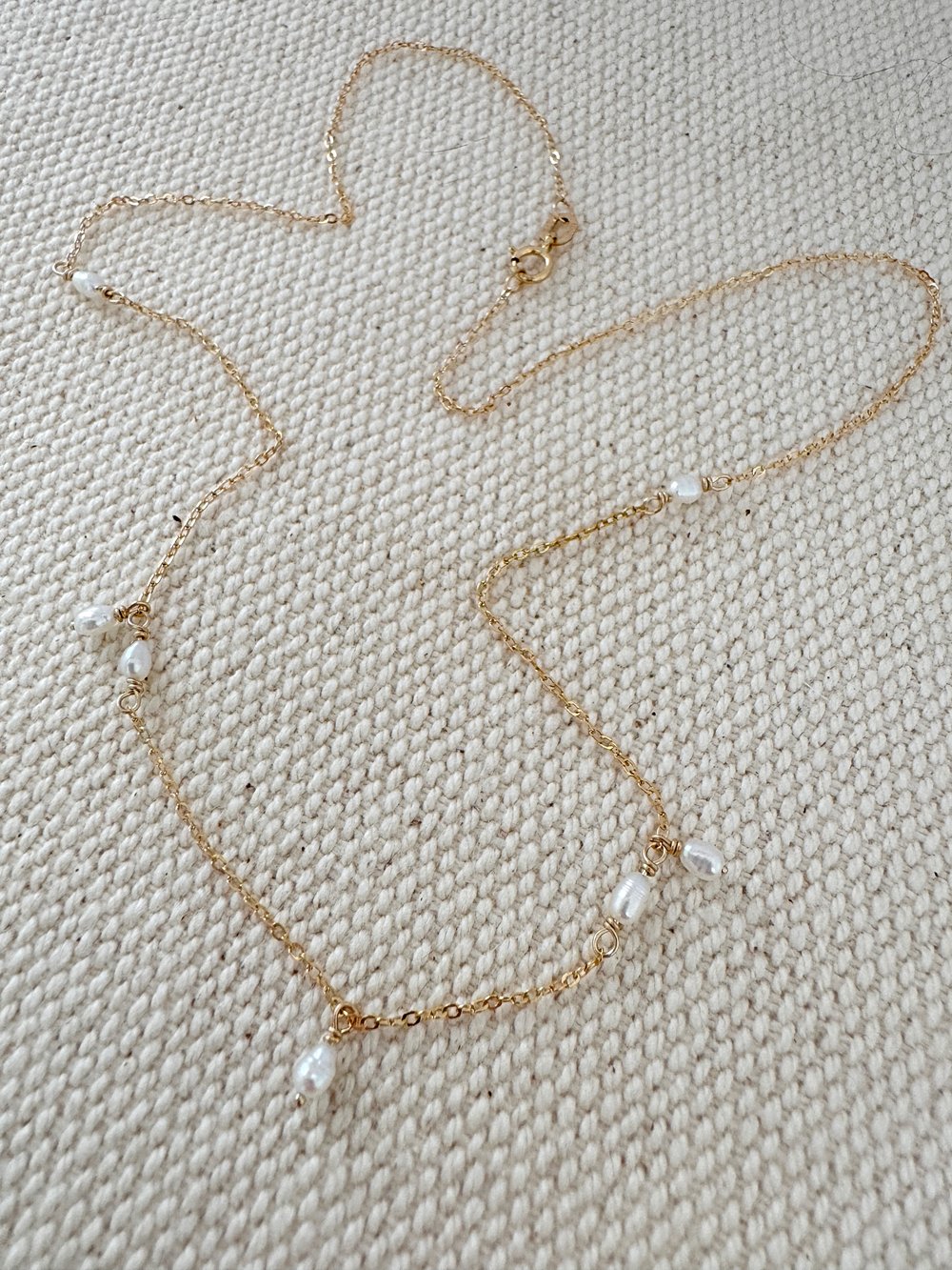 Image of Dainty Pearls and Cable Chain Necklace