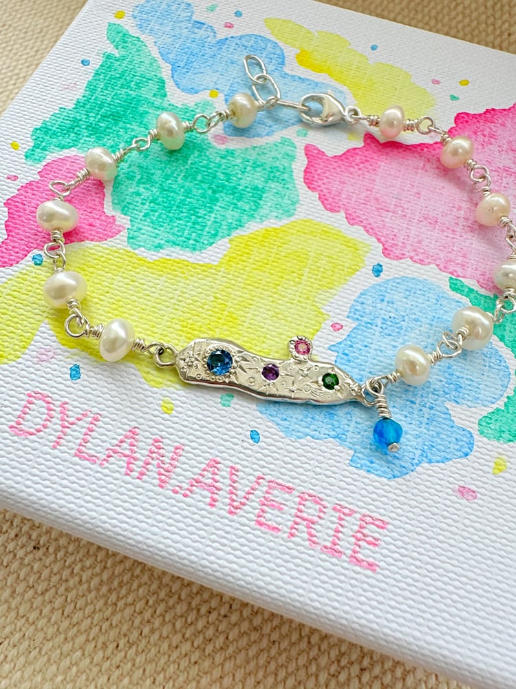 Image of Cosmic Belt Pearl Bracelet