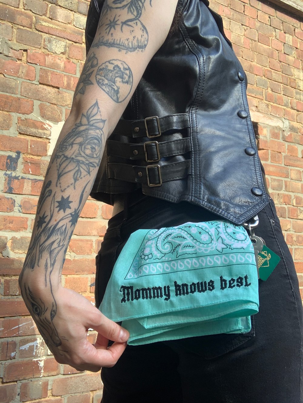 Mommy/Daddy kink embroidered hankies 