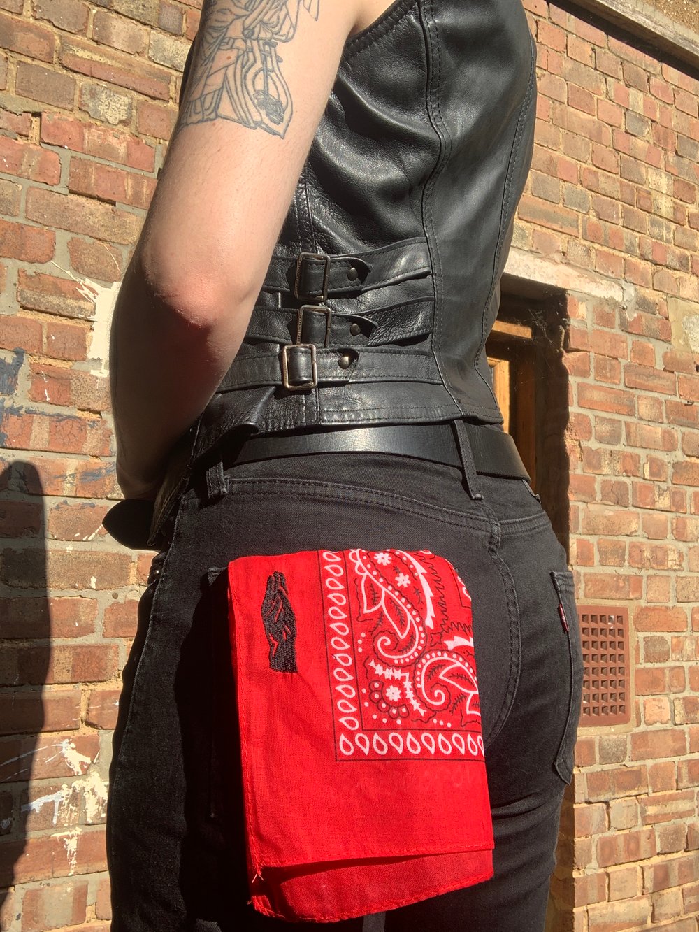 Fisting embroidered hanky