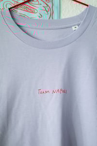 Image 5 of Team Napoli • T-Shirt (Flieder) »Monobloc« (Rot)