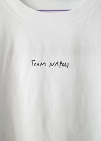 Image 4 of Team Napoli • T-Shirt (Weiss) Boxy »Becher« (Schwarz)