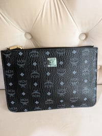 Image 2 of Black Clutch