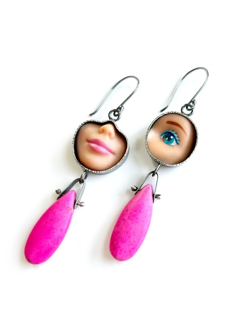 Image of Smile & Eye Earrings with Howlite