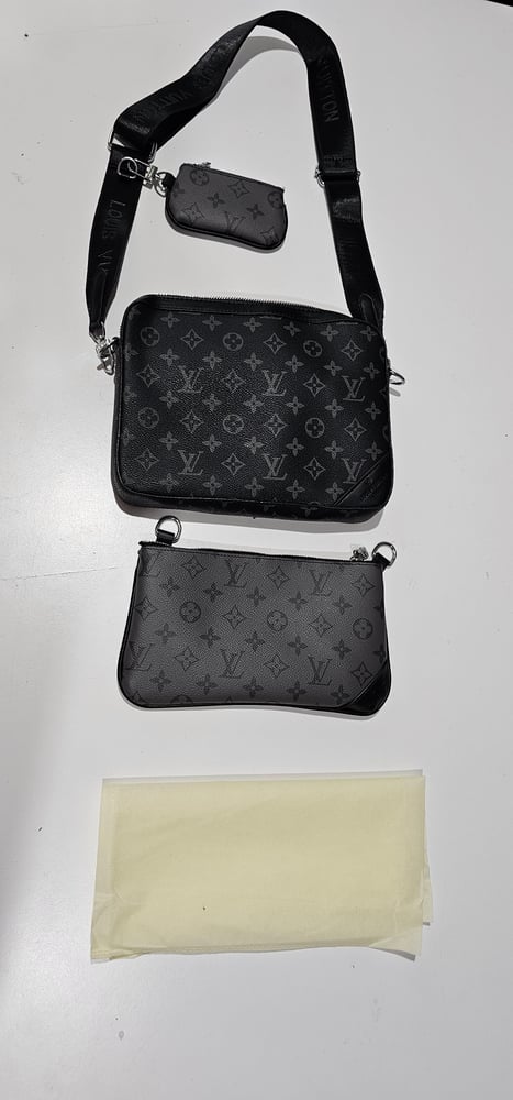 Image of Mens Lv Trio Bag original 