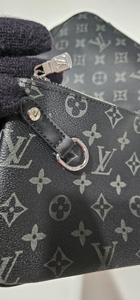 Image 6 of Mens Lv Trio Bag original 