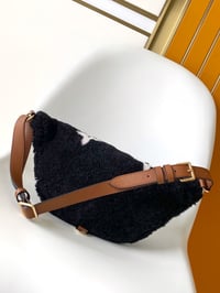 Image 7 of LV Shearling Bumbag 