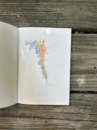 Image 3 of máquina de escribir by Gerónimo Sarmiento Cruz, with drawings by Alicia Barceinas Cruz