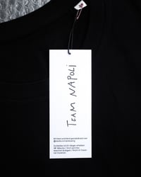 Image 2 of Team Napoli • T-Shirt (Schwarz) »Becher«