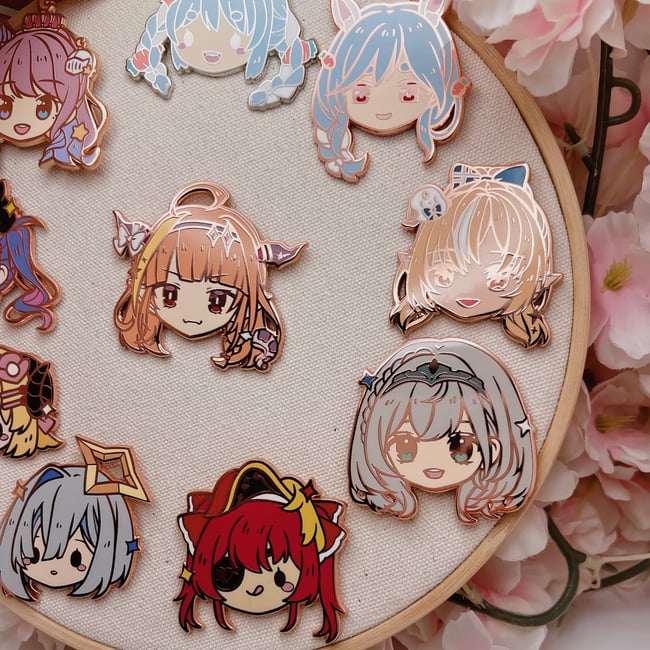 Pins [ Hololive Fantasy, Holo Force ]