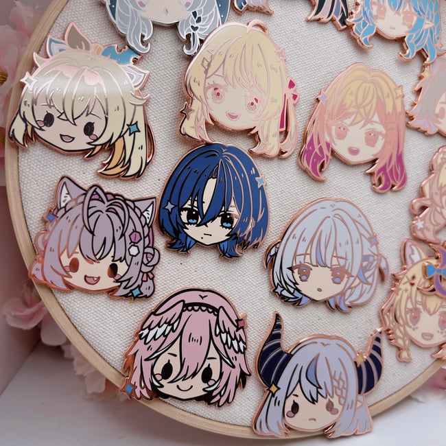 Pins [ NePoLaBo, HoloX, ReGLOSS ]