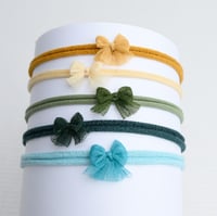 Image 3 of Basic Bow Tieback