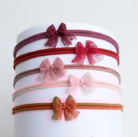 Image 2 of Basic Bow Tieback