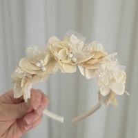 Image 3 of Ivory flower crown 