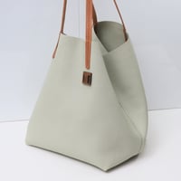 Image 5 of Slouchy Wide Tote in light mint