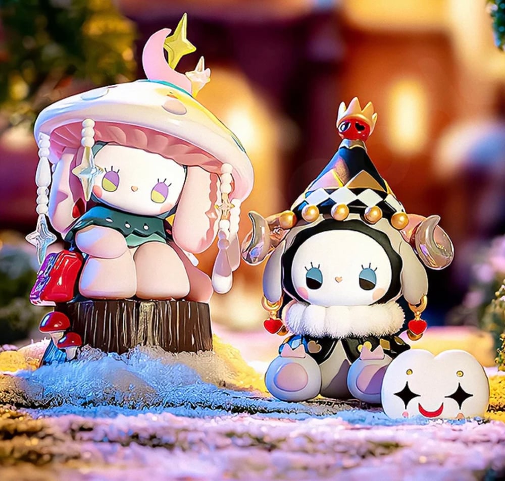 Image of Emma Frostveil Villa Blind Box 🖤