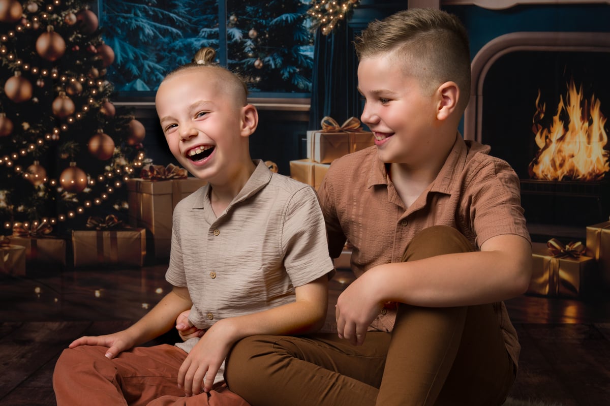 Image of CHRISTMAS MINI PHOTOSHOOT £135